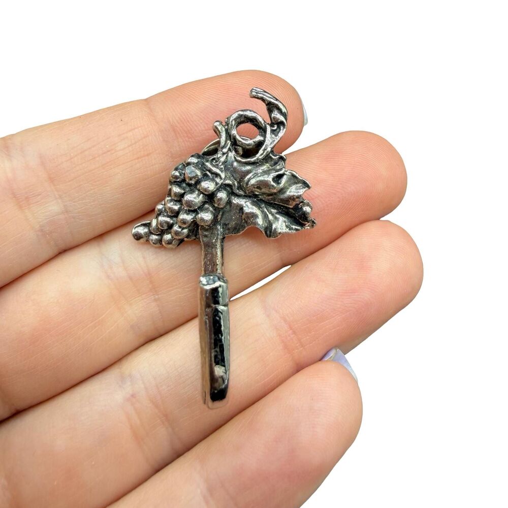 RAWCLIFFE Grape Vine Pewter Pin Silver Tone With Hook 2001 Lapel